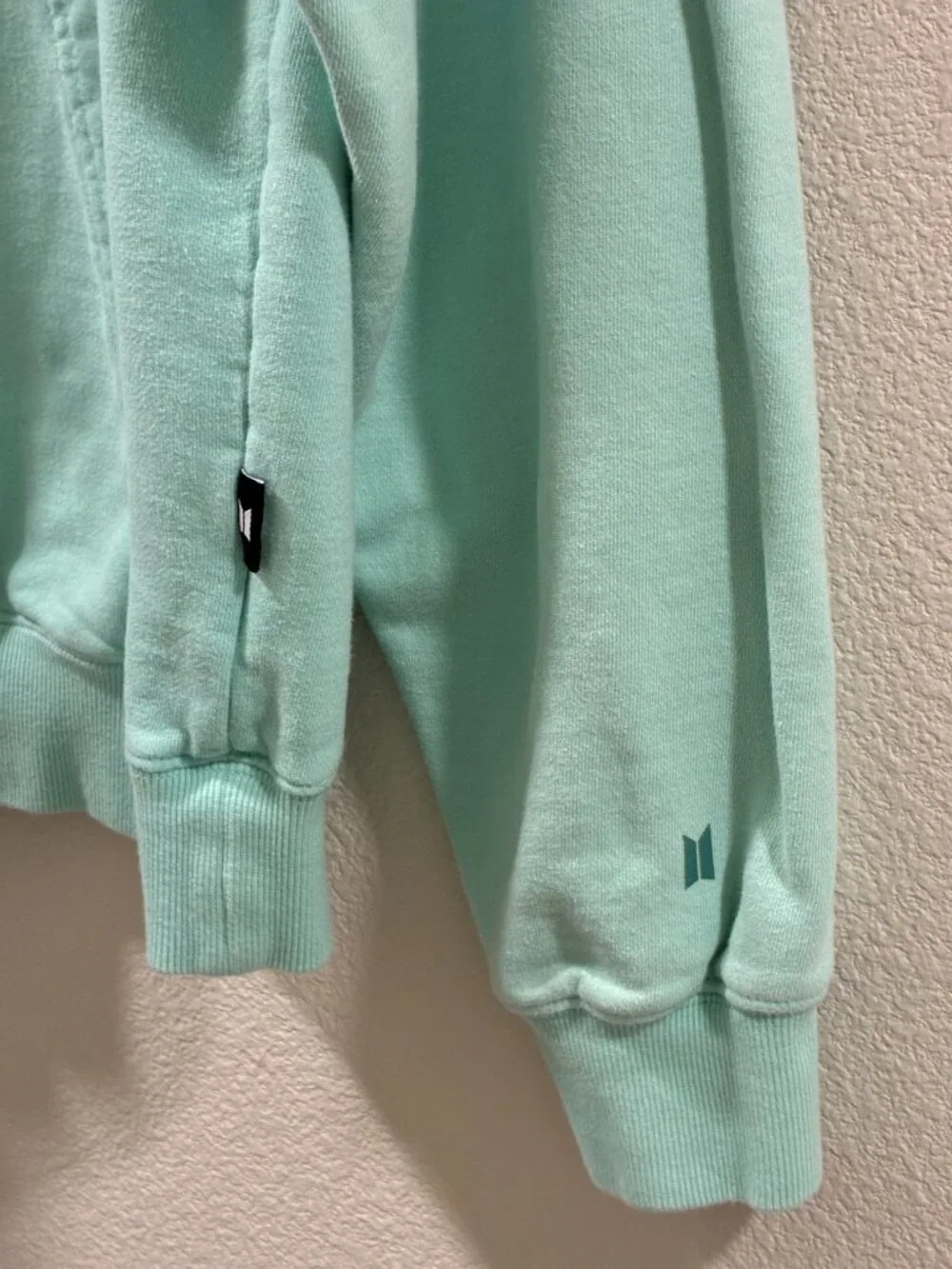 BTS Official ON 08 Mint Green Bring The Pain Big Hit Pullover Hoodie XL